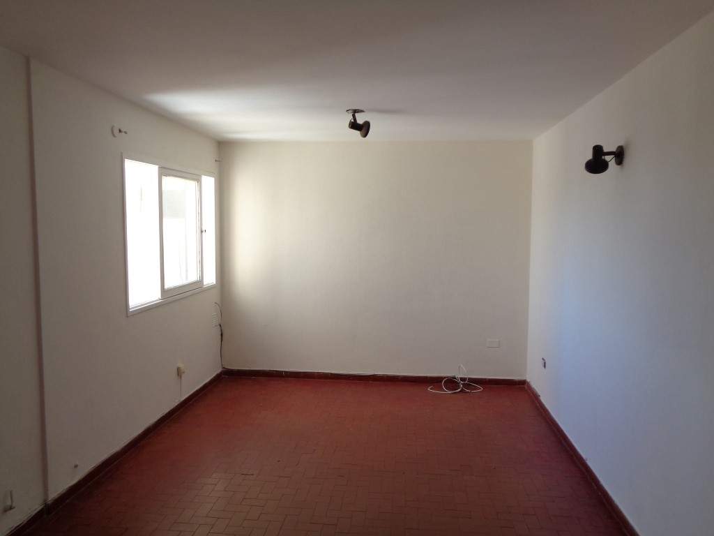 Barrio San Martín - Departamento Externo de 2 Dormitorio, Amplio y Luminoso con Cocina Separada y Excelente Vista. Sin Comisión