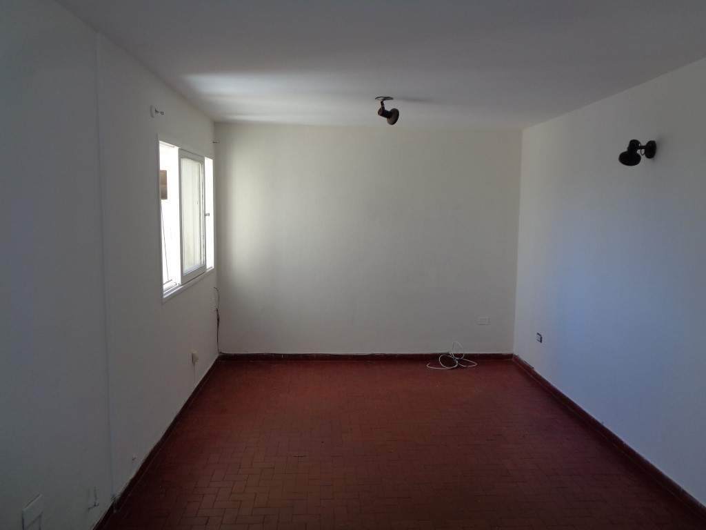 Barrio San Martín - Departamento Externo de 2 Dormitorio, Amplio y Luminoso con Cocina Separada y Excelente Vista. Sin Comisión