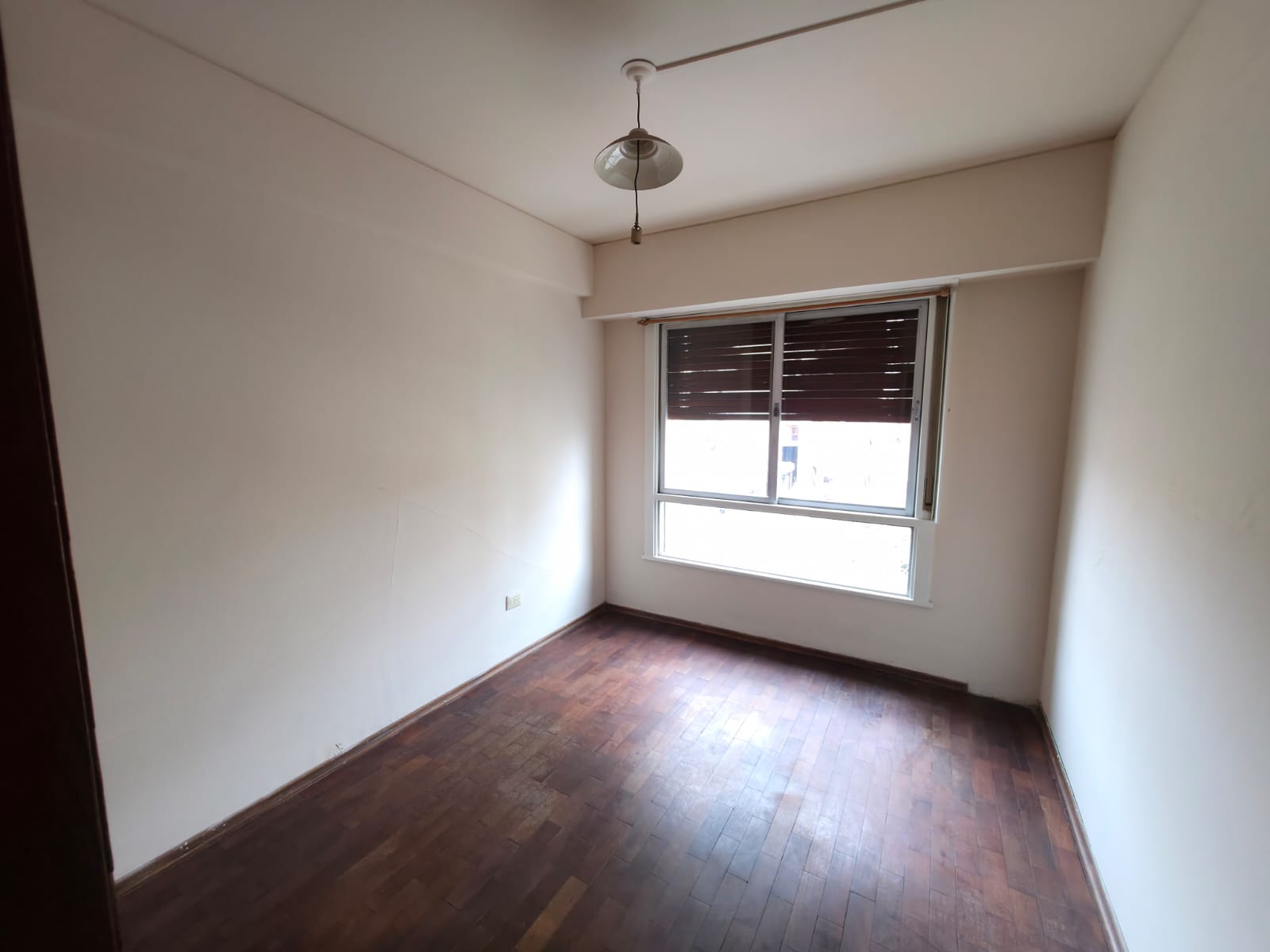 ALQ. AV COLÓN 1170 - B ALBERDI - CÓRDOBA - DPTO. 3 DORM. CDEP SERV.