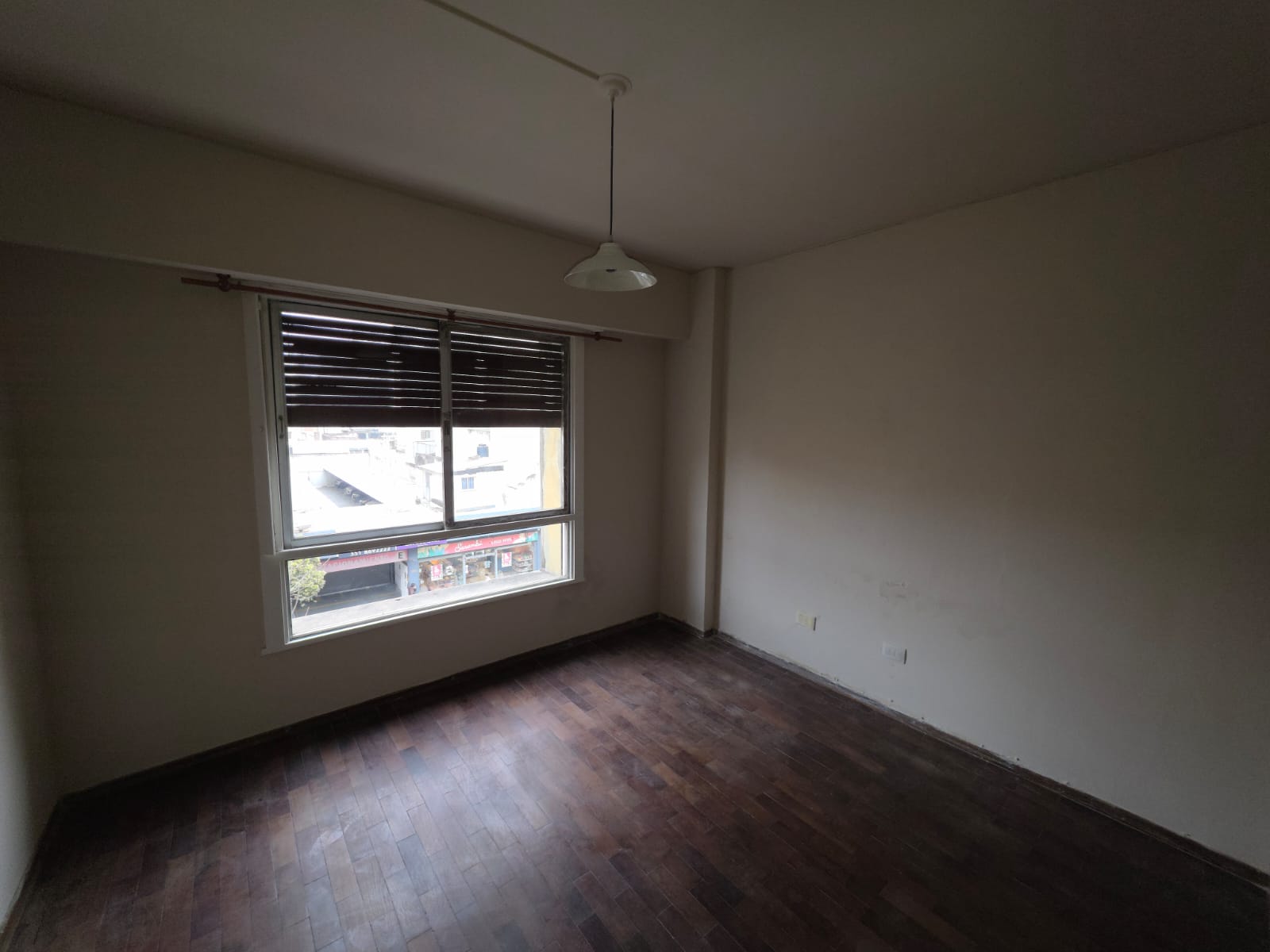 ALQ. AV COLÓN 1170 - B ALBERDI - CÓRDOBA - DPTO. 3 DORM. CDEP SERV.