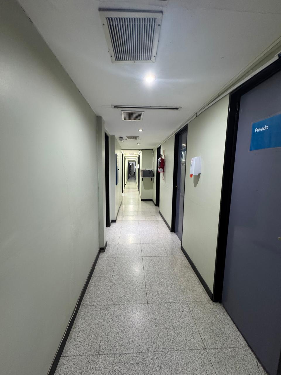 ESQ TEJEDA LOCAL CERRO DE LAS ROSAS 530m2 PROPIOS - EX HOSPITAL PRIVADO