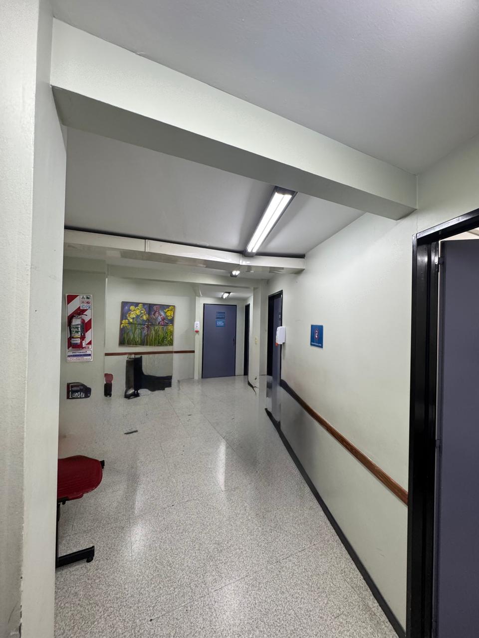 ESQ TEJEDA LOCAL CERRO DE LAS ROSAS 530m2 PROPIOS - EX HOSPITAL PRIVADO