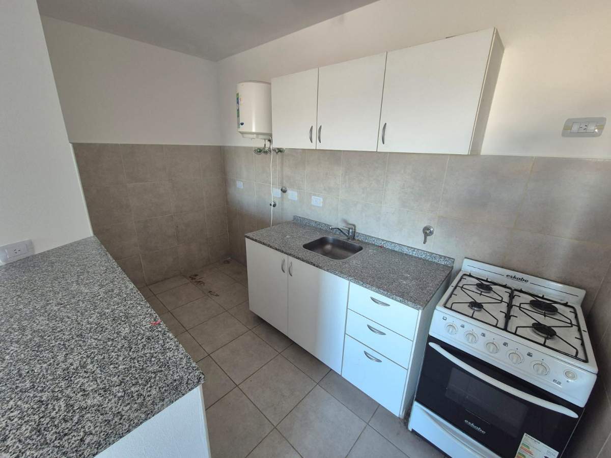 Departamento en ALQUILER - Av. Juan B. justo 2483 4B, Alta Córdoba - 1 dormitorio con balcón!
