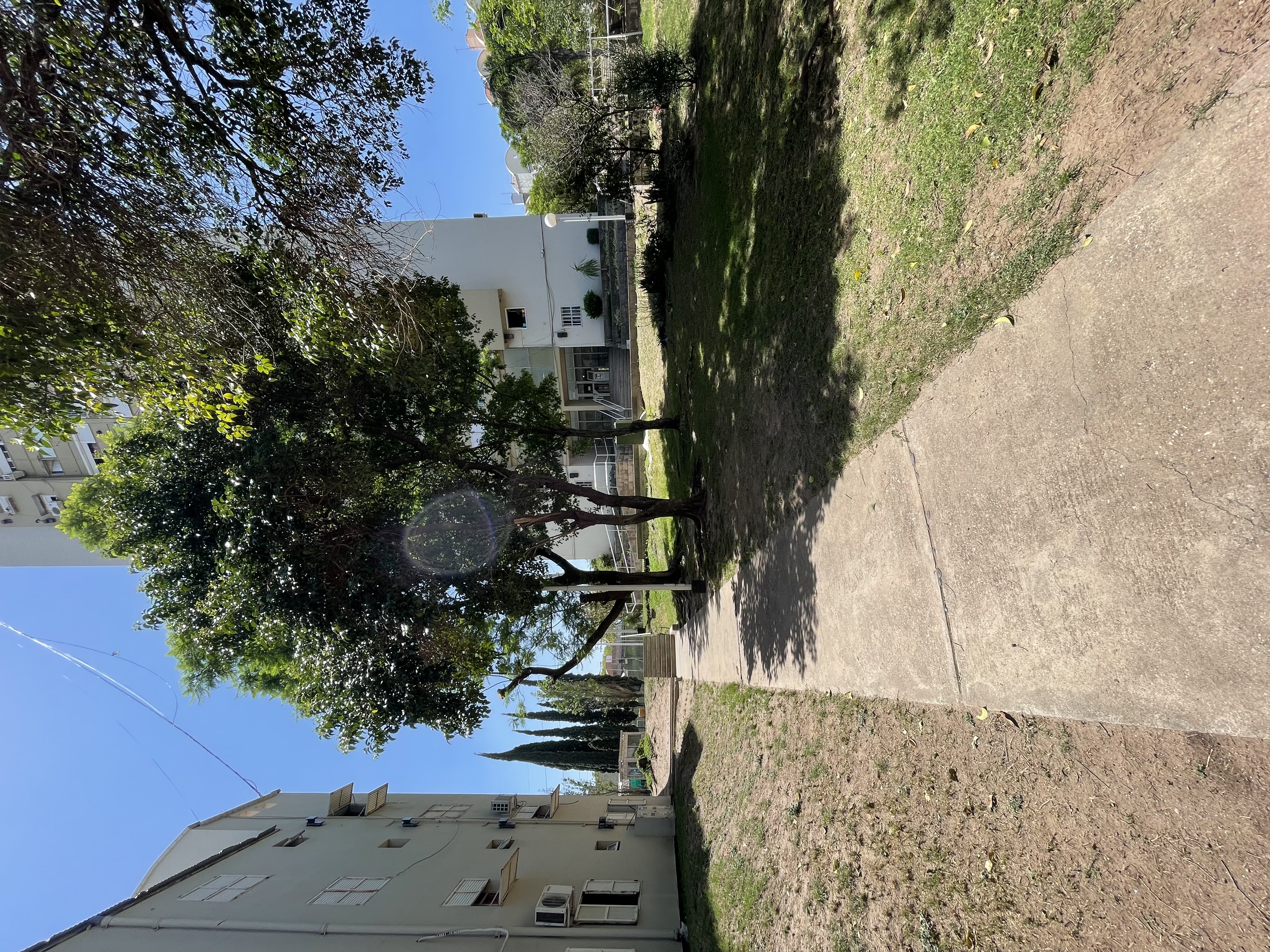 B Lomas de San Martín - Departamento de 2 Dormitorios cESCRITURA y DESOCUPADO