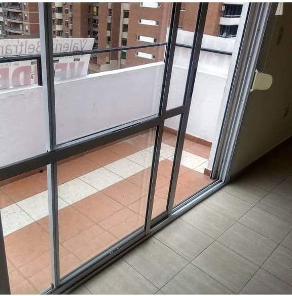 Bellísimo dúplex en alquiler con terraza y balcón de un dormitorio