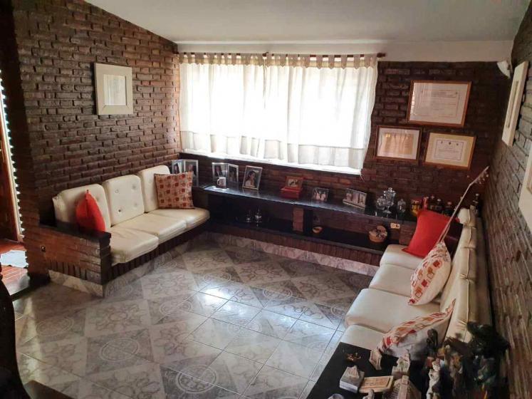 VENTA CASA RES. VELEZ SARSFIELD
