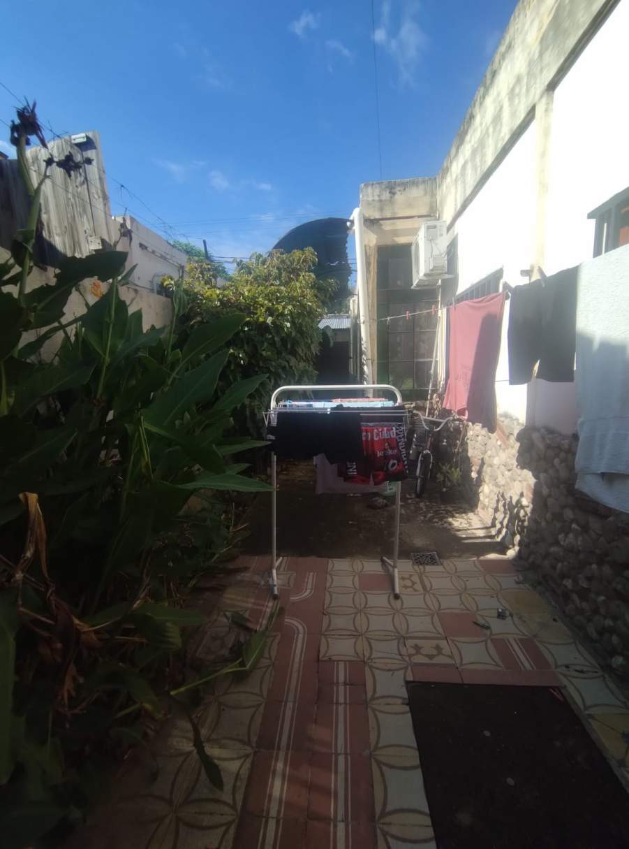 SE VENDE CASA EN BARRIO SAN VICENTE