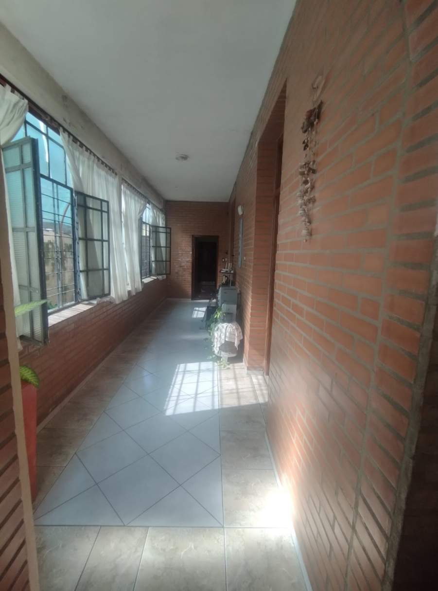 SE VENDE CASA EN BARRIO SAN VICENTE