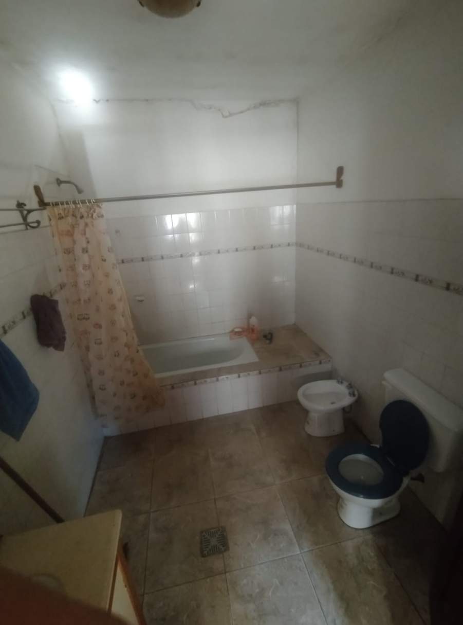 SE VENDE CASA EN BARRIO SAN VICENTE