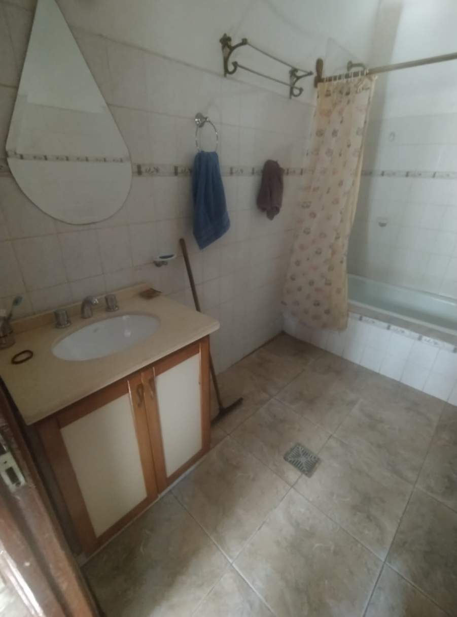 SE VENDE CASA EN BARRIO SAN VICENTE