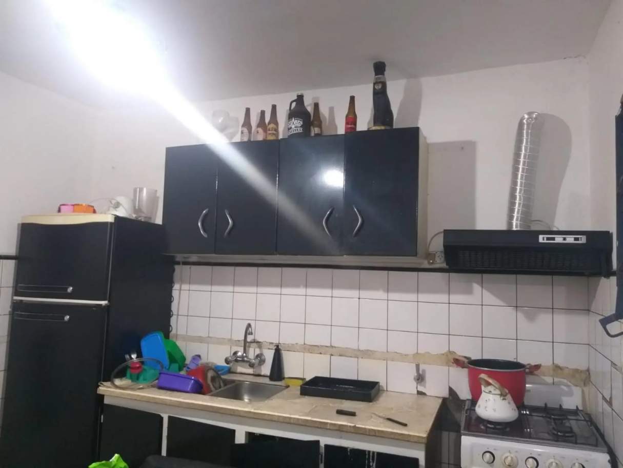 SE VENDE CASA CON COCHERA DOBLE EN EMPALME