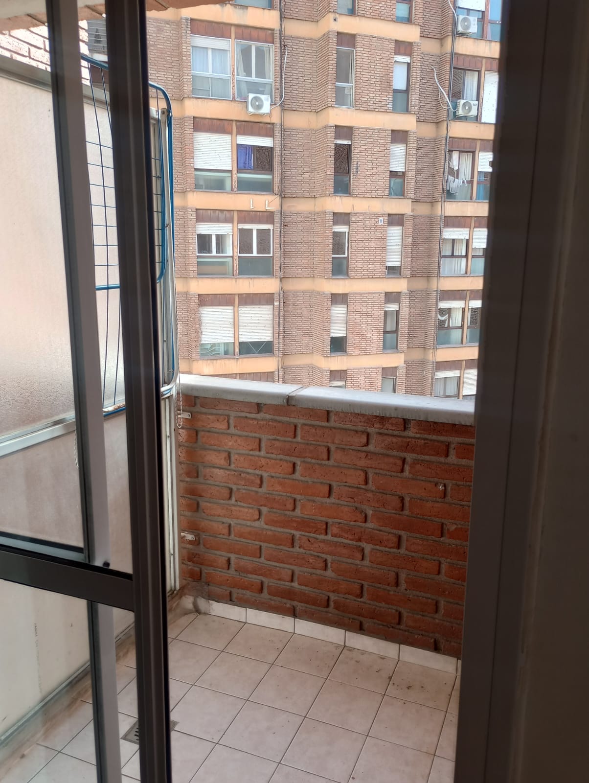 ALQUILER DEPTO AMOBLADO CORAZON DE NUEVA CORDOBA PEGADO A CIUDAD UNIVERSITARIA.-