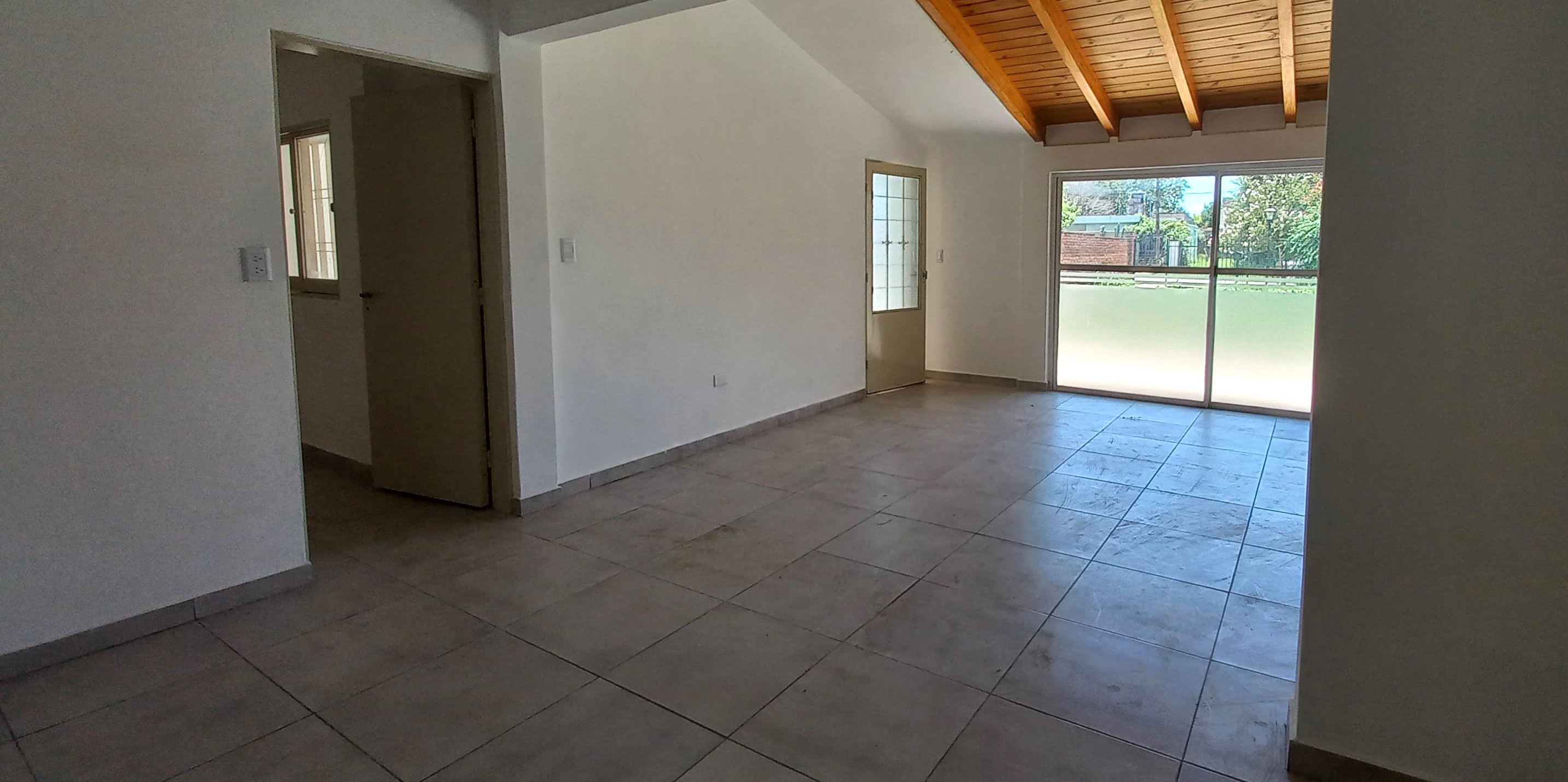 CASA EN VENTA COSQUÍN - ¡EXCELENTE UBICACIÓN! - 2 dormitorios