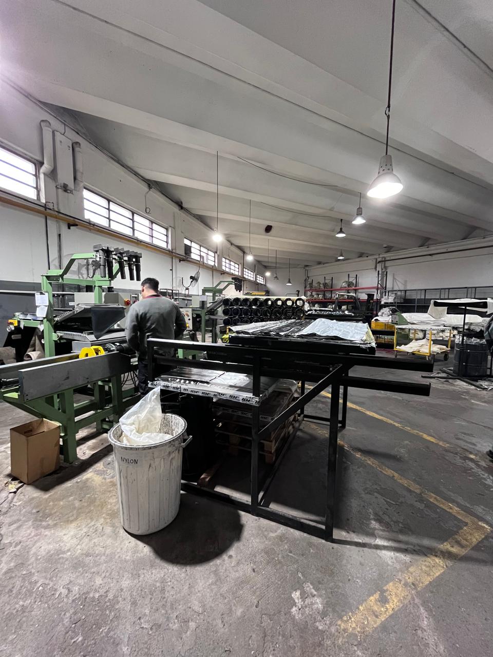 GALPON ALQUILER  Ferreyra Parque Industrial  558 M2 Todo uso