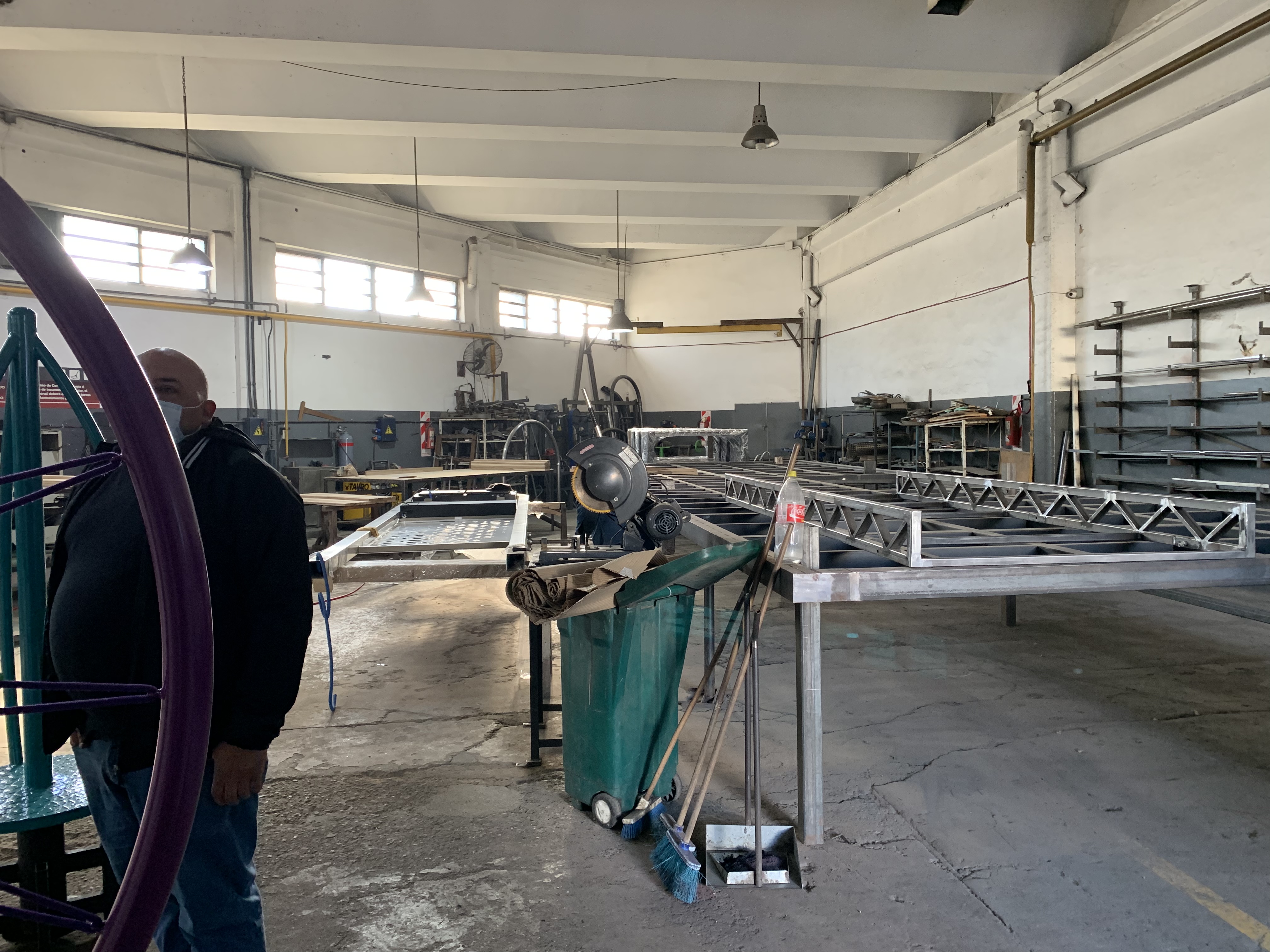 GALPON ALQUILER  Ferreyra Parque Industrial  558 M2 Todo uso