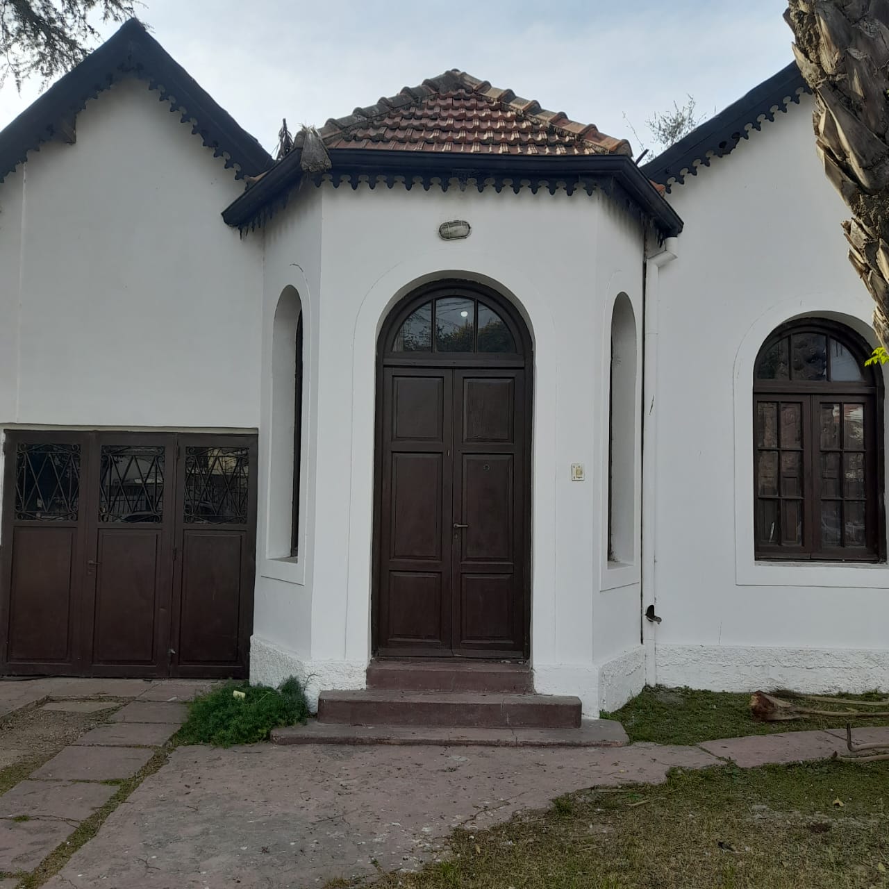 Alquiler COMERCIAL  Casa esquina  158 m2  Ideal gastronómico