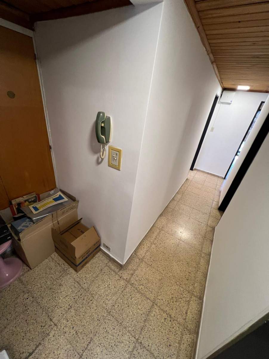 Amplia casa Barrio Colón. Próxima Av. Sabattini yva pocos minutos de Centro