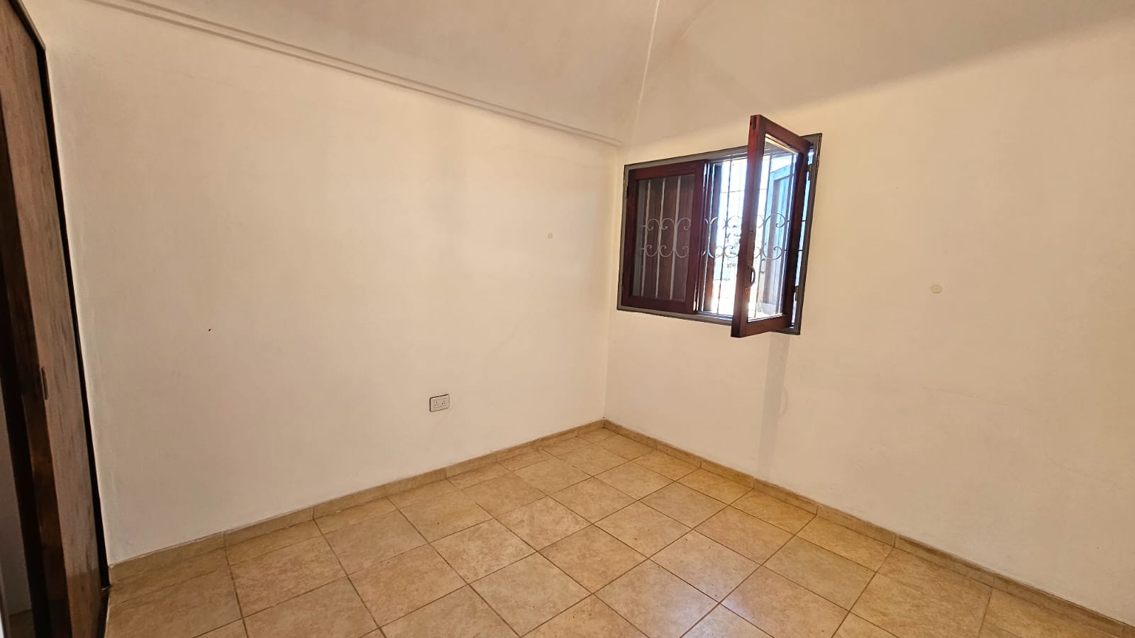 DÚPLEX EN VENTA ZONA BARRIO JARDIN