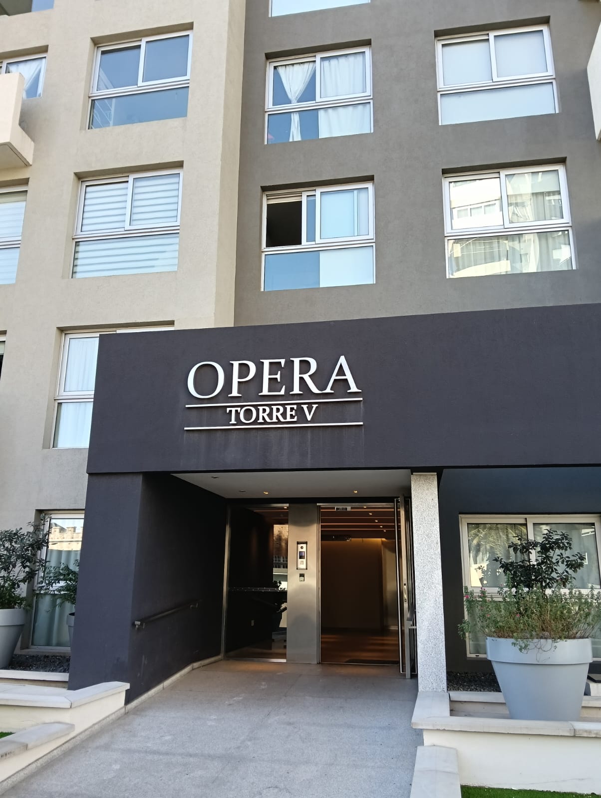 Alquiler Permanente Opera Luxury 3 Dormitorios Torre 5.