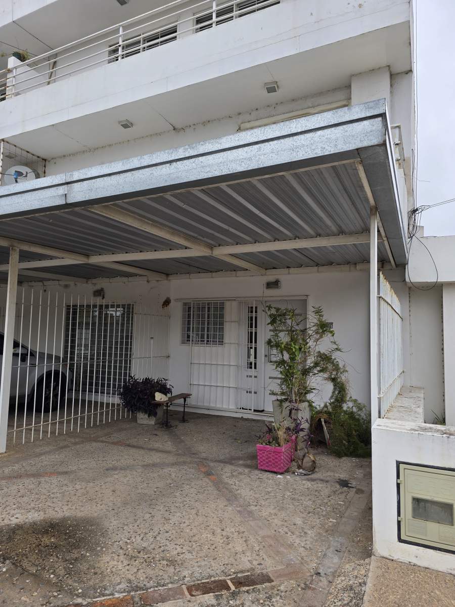 Dpto EN ALQUILER 1 dormitorio y cochera en URCA
