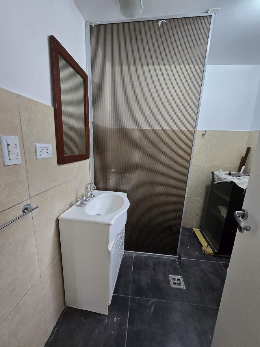 Dpto EN ALQUILER 1 dormitorio y cochera en URCA
