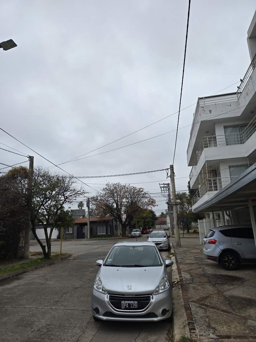 Dpto EN ALQUILER 1 dormitorio y cochera en URCA