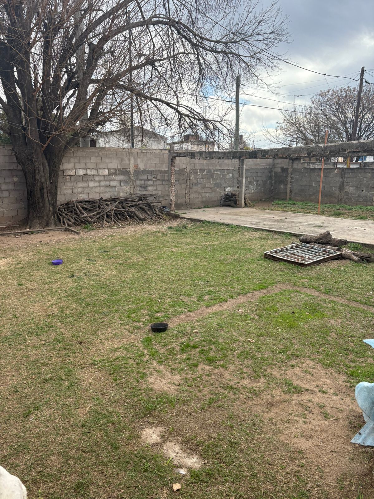 VENTA CASA DE 2 DORMITORIOS RESIDENCIA LOS ROBLES