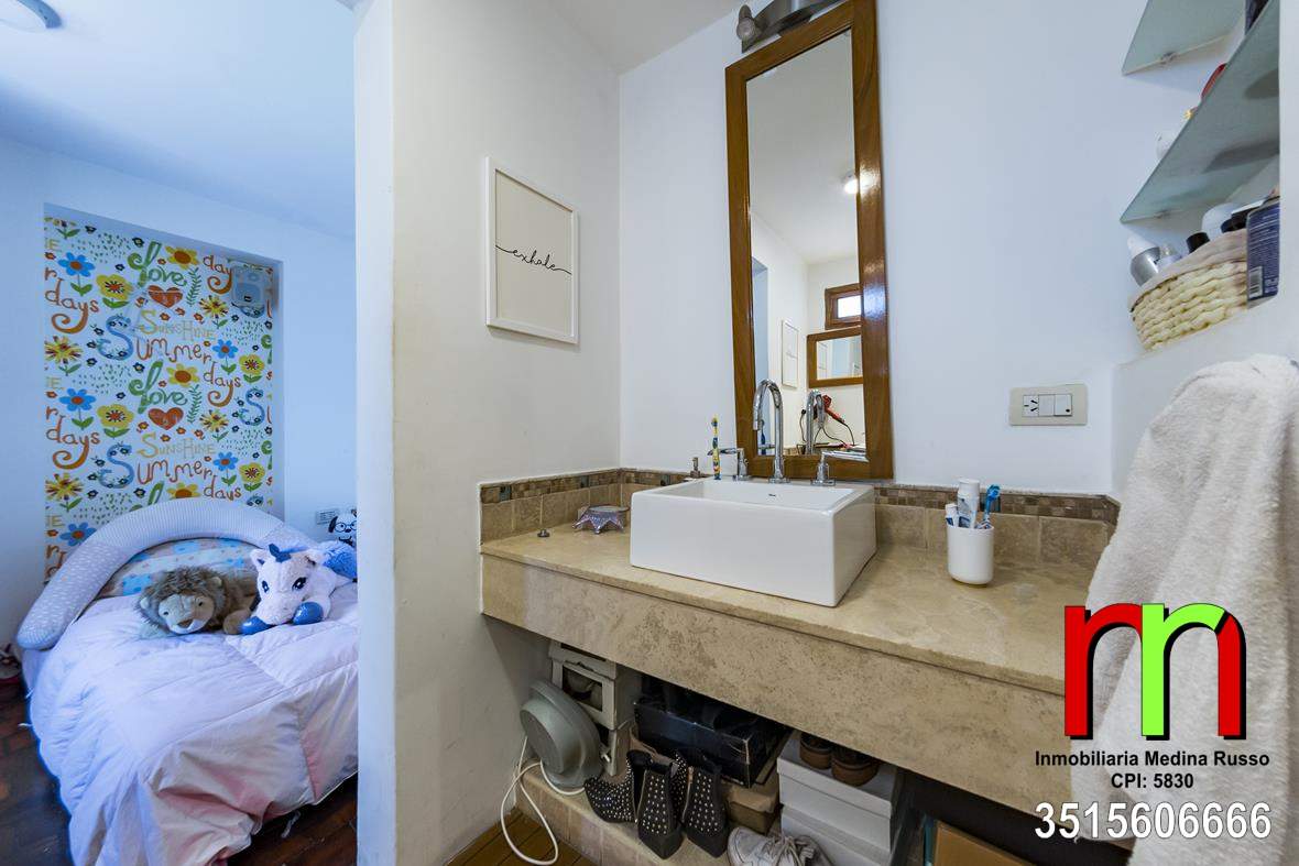 ARGUELLO - OPORTUNIDAD - 12 CUADRA DE AV. MARTINOLLI