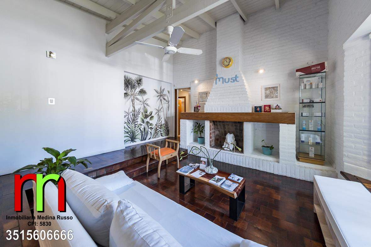 ARGUELLO - OPORTUNIDAD - 12 CUADRA DE AV. MARTINOLLI