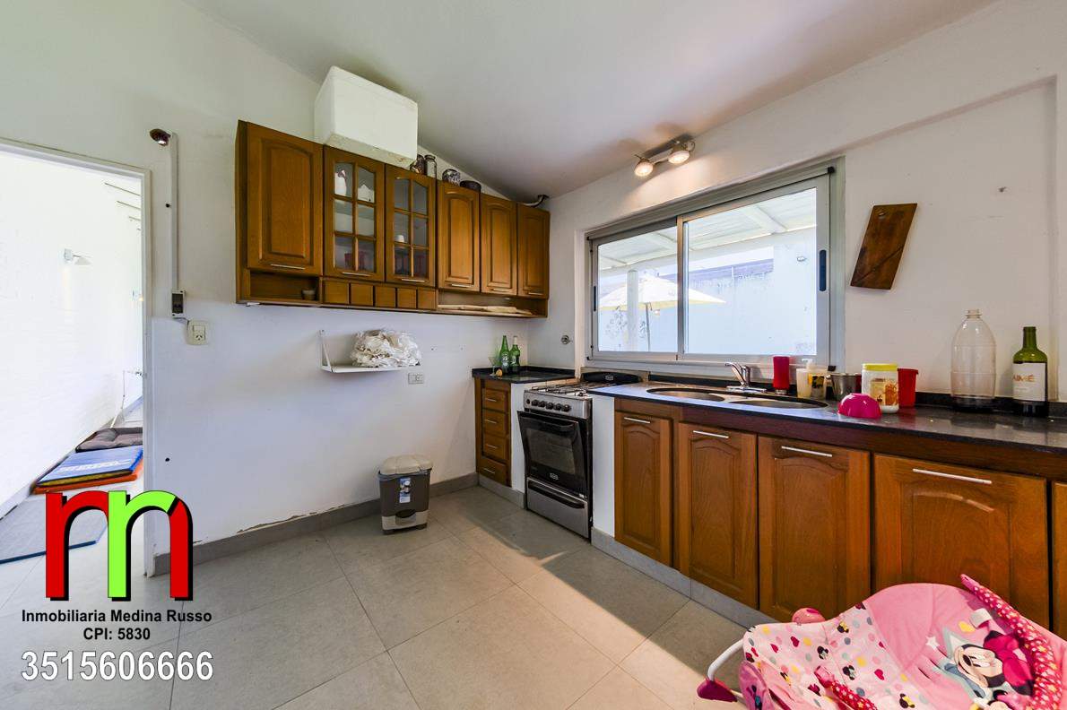 ARGUELLO - OPORTUNIDAD - 12 CUADRA DE AV. MARTINOLLI