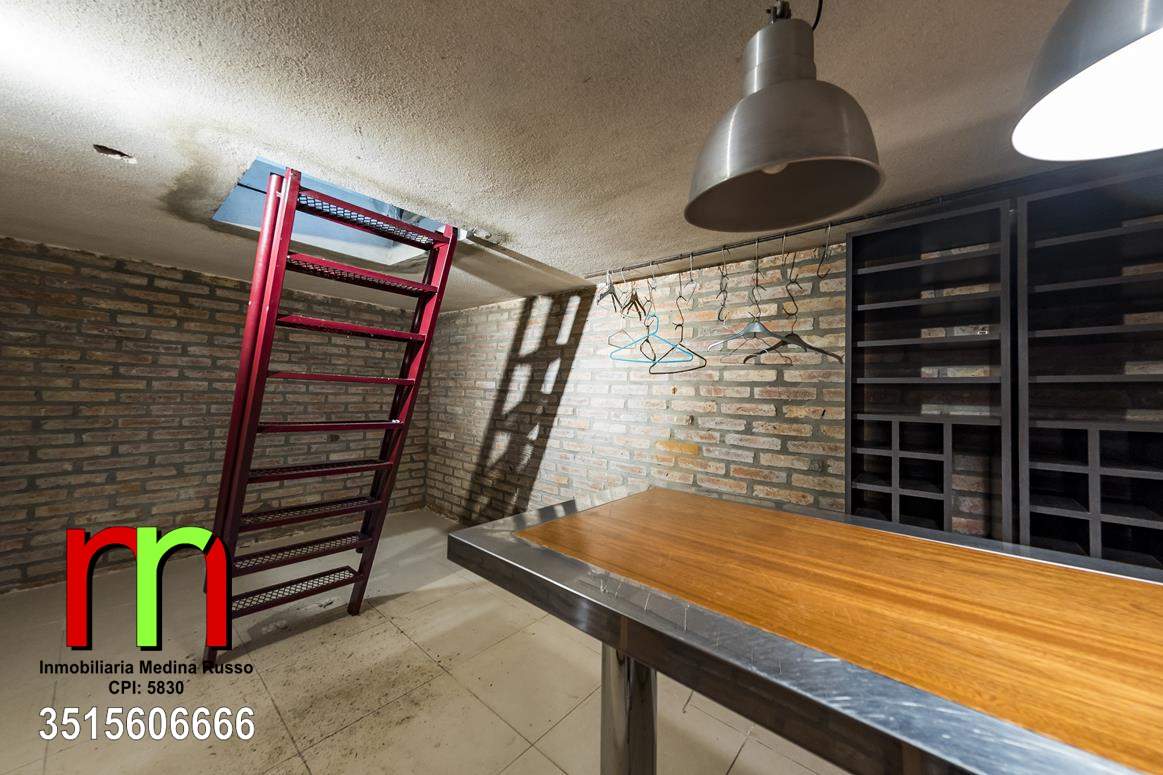 ARGUELLO - OPORTUNIDAD - 12 CUADRA DE AV. MARTINOLLI