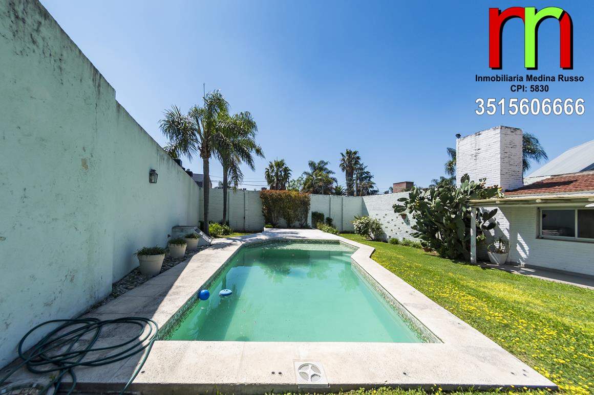 ARGUELLO - OPORTUNIDAD - 12 CUADRA DE AV. MARTINOLLI