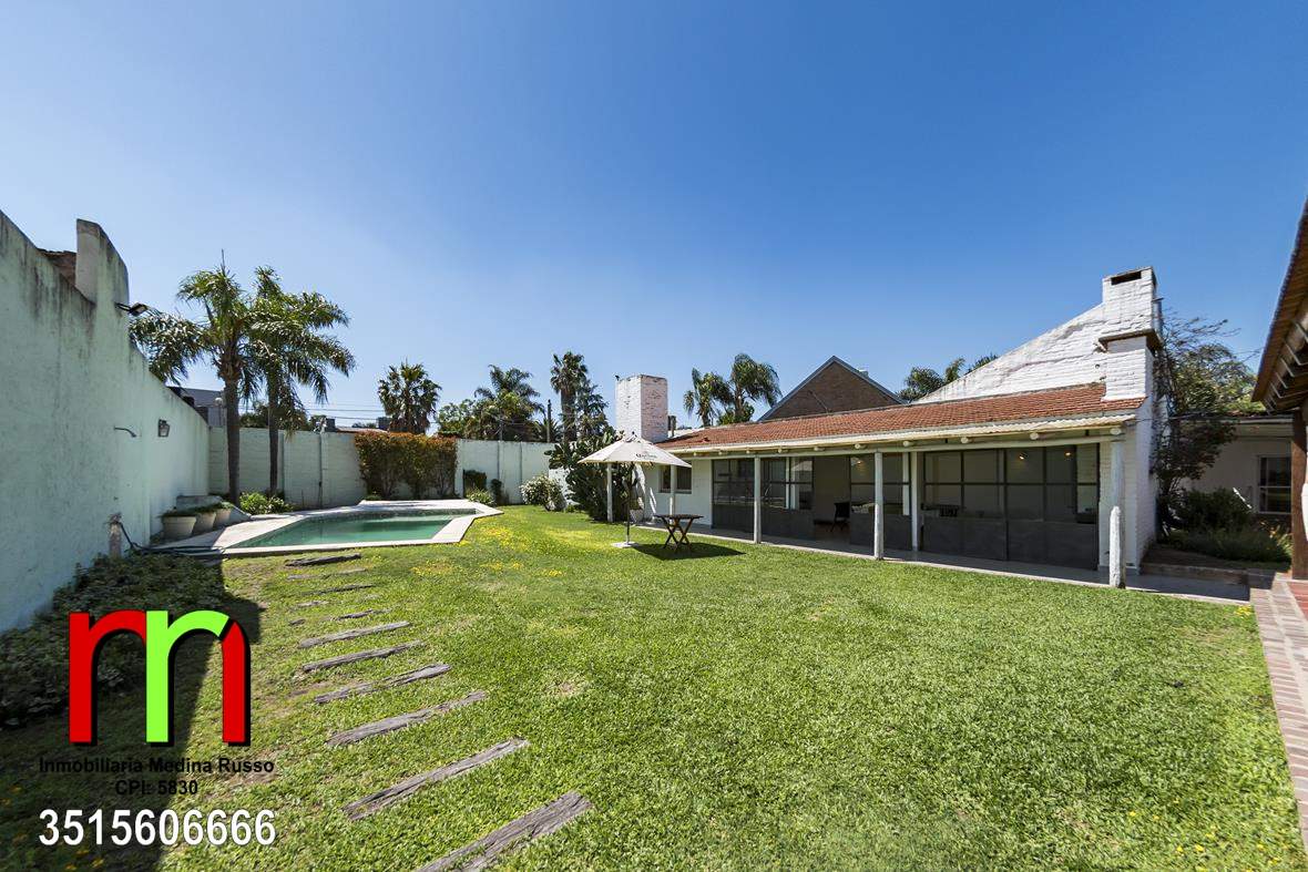 ARGUELLO - OPORTUNIDAD - 12 CUADRA DE AV. MARTINOLLI