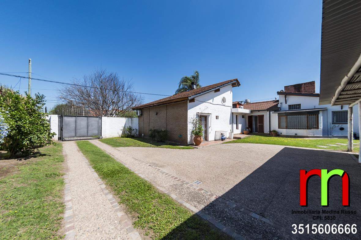 ARGUELLO - OPORTUNIDAD - 12 CUADRA DE AV. MARTINOLLI