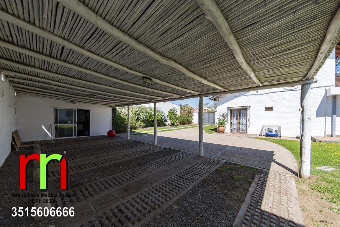 ARGUELLO - OPORTUNIDAD - 12 CUADRA DE AV. MARTINOLLI