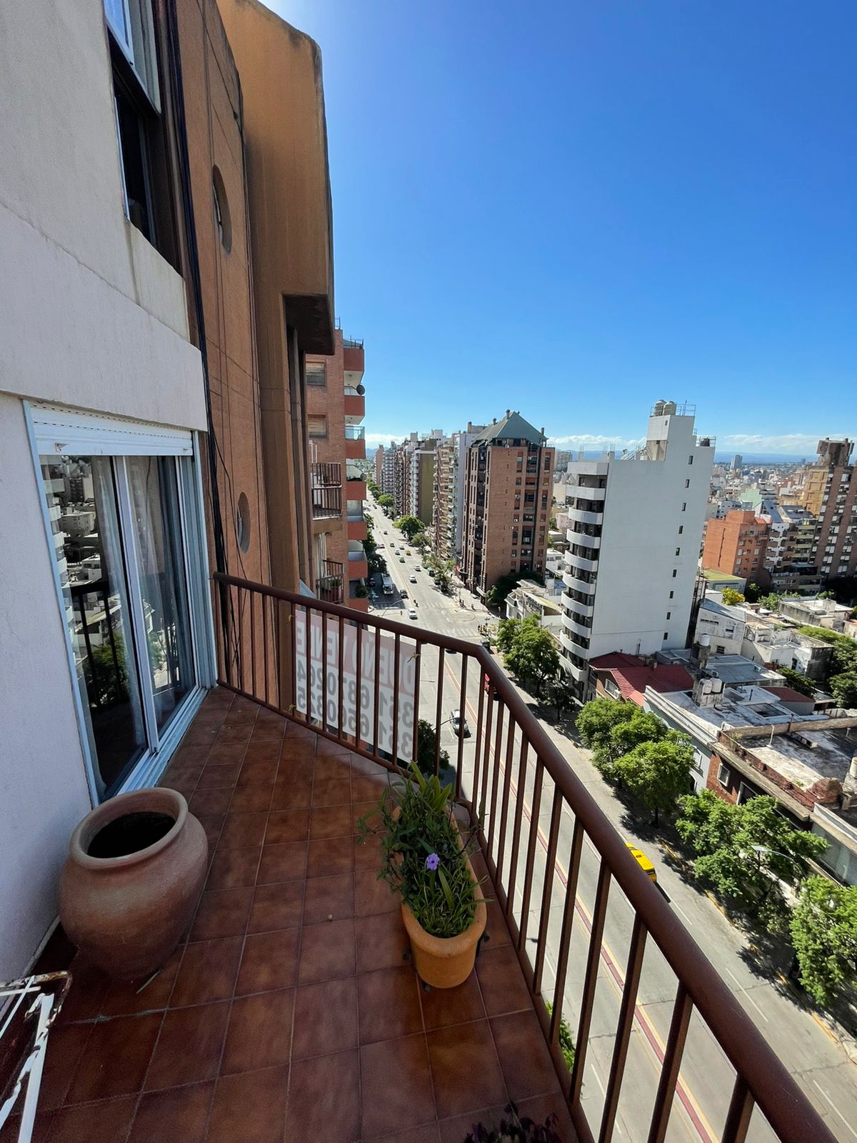 SR VENDE Dpto mas cochera Bv. SAN JUAN 6