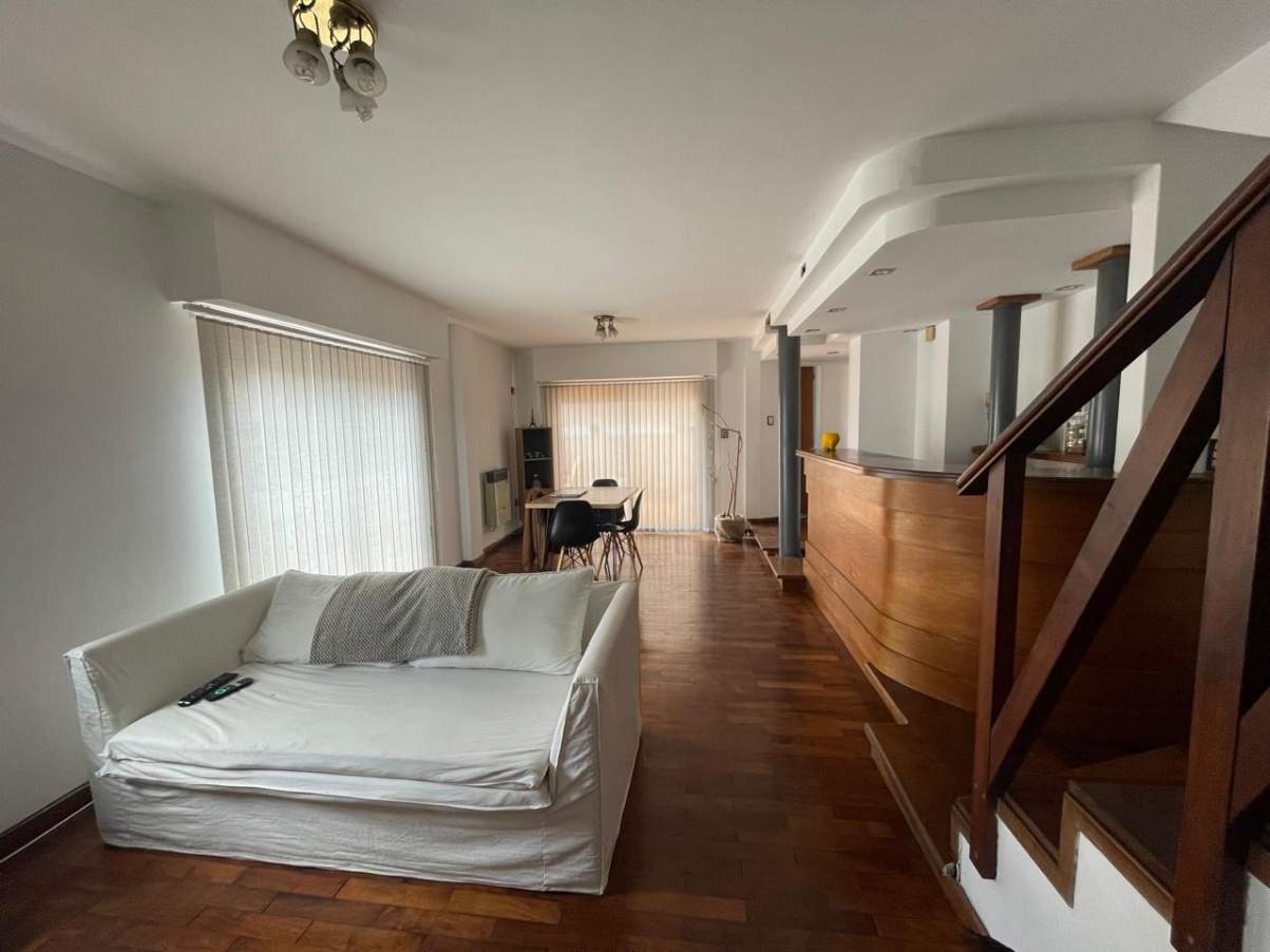 SR VENDE Dpto mas cochera Bv. SAN JUAN 6