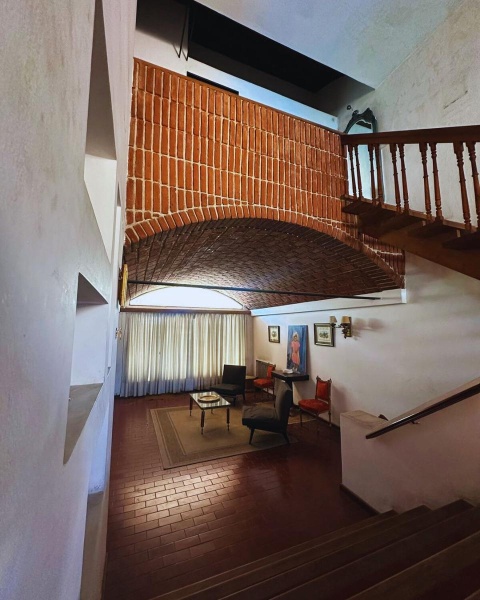 VENDO CASA 3 DORM PARQUE VELEZ SARSFIELD FRENTE CIUDAD UNIVERSITARIA