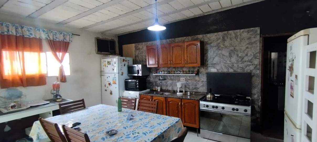 CASA  GALPON A REFACCIONAR - MALVINAS ARGENTINAS - CORDOBA