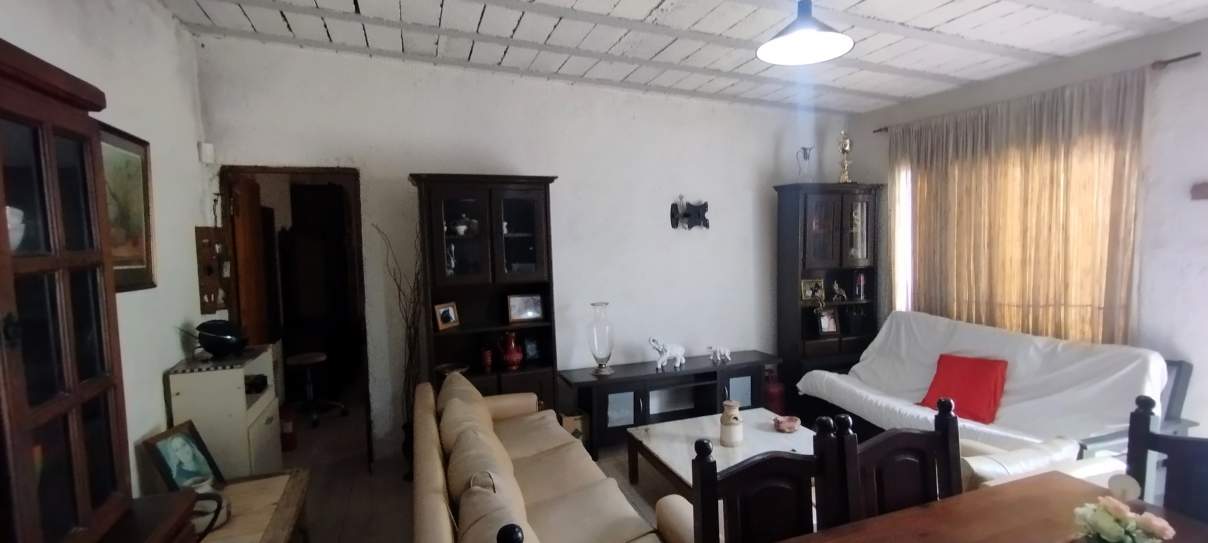 CASA  GALPON A REFACCIONAR - MALVINAS ARGENTINAS - CORDOBA