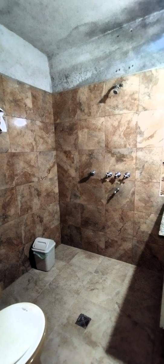 CASA  GALPON A REFACCIONAR - MALVINAS ARGENTINAS - CORDOBA