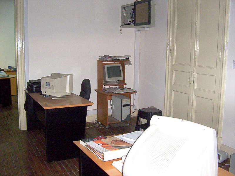 PISO PARA ACOMERCIAL POR ESCALERA EN NUEVA CORDOBA