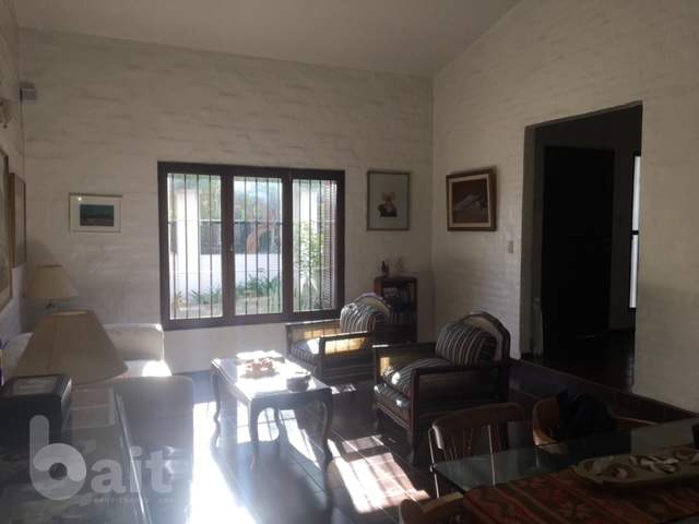 Venta casa 3 dormitorios de una sola planta, en el corazón de Villa Belgrano