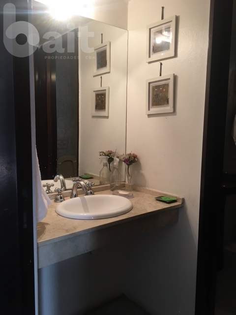 Venta casa 3 dormitorios de una sola planta, en el corazón de Villa Belgrano