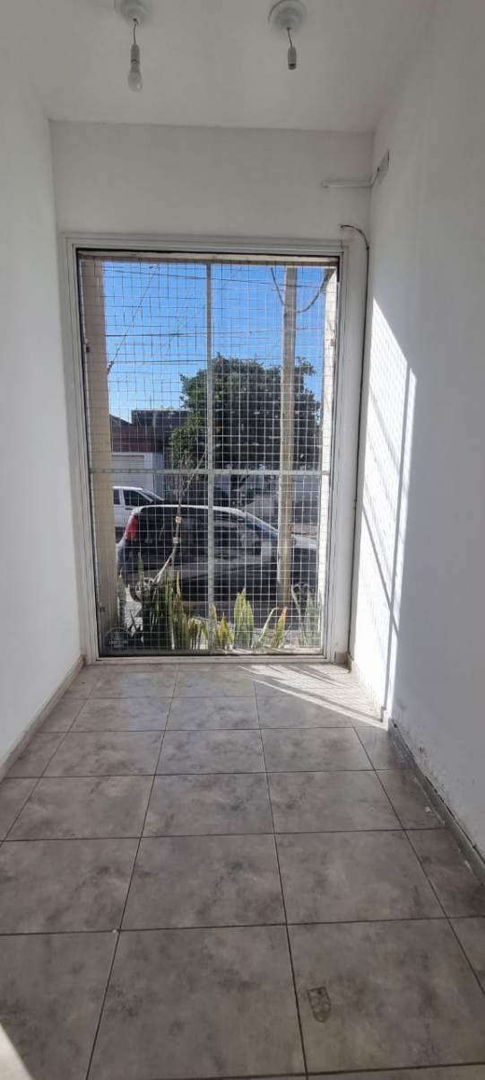 Sr Vende hermoso local.