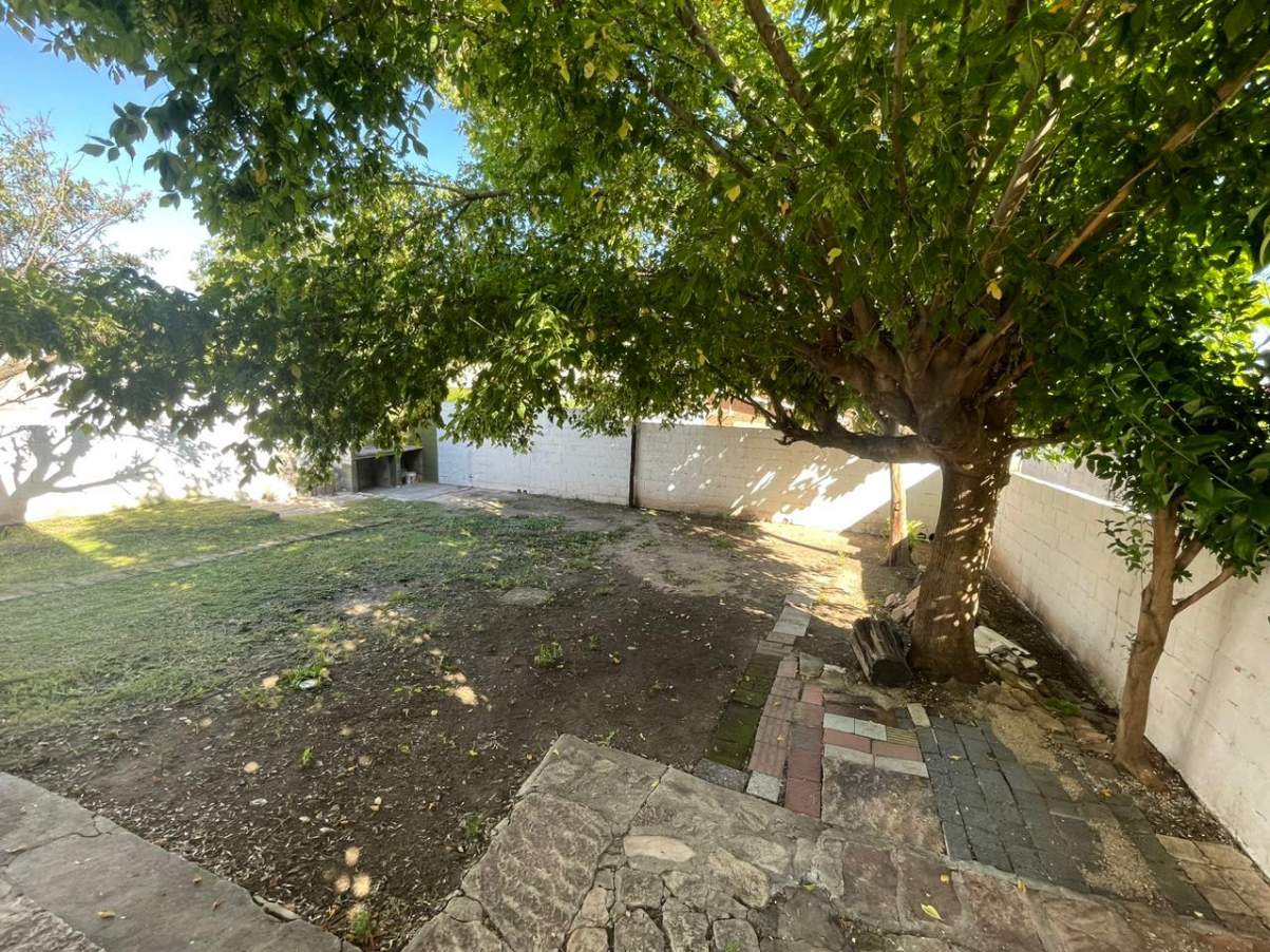 SE VENDE CASA EN JOSE MUÑOZ VILLA CARLOS PAZ