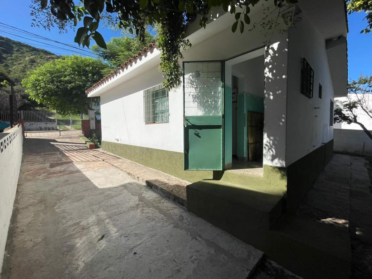 SE VENDE CASA EN JOSE MUÑOZ VILLA CARLOS PAZ