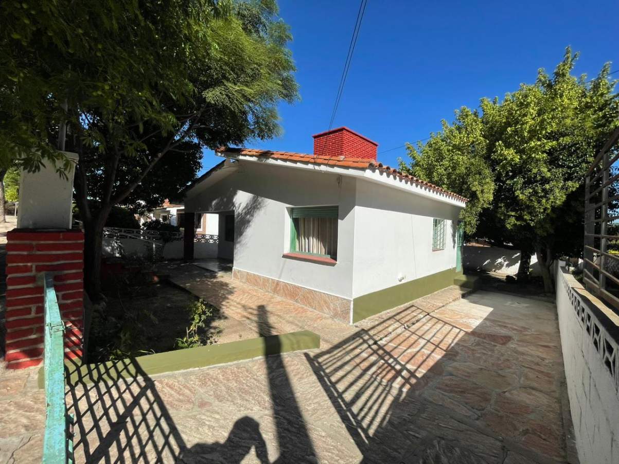 SE VENDE CASA EN JOSE MUÑOZ VILLA CARLOS PAZ