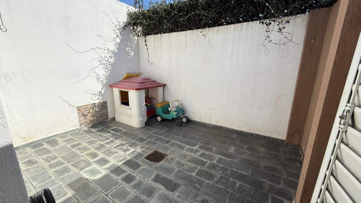 Casa en Alquiler 2 dormitorios en Cerro de las Rosas