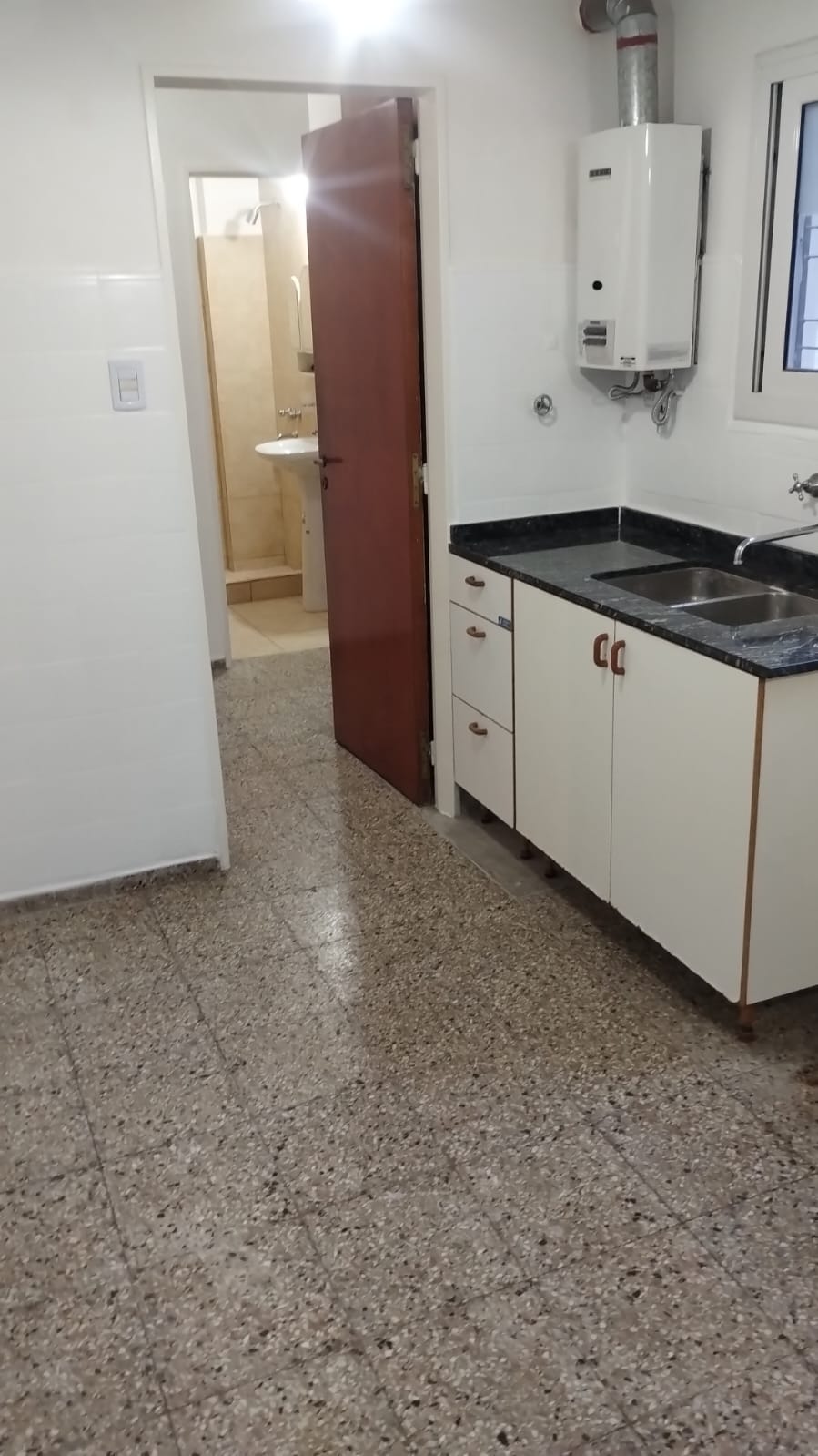 Planta Baja - Dos Dormitorios - Patio - Cochera propia